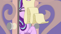 Starlight gets a faceful of parchment S9E1