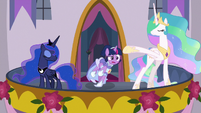 Twilight Sparkle tripping over her gown S9E26