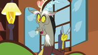 Discord's claws turn into scissors S7E12