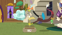 Discord stamping the package S7E12