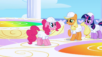 Pinkie Pie's reaction 5 S1E16