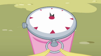 Pinkie Pie's stopwatch S3E3