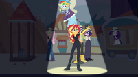 Sunset Shimmer holding a lump of coal CYOE9c