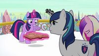 Twilight 'Anything about the Crystal Ponies powering the heart' S3E1