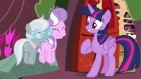Twilight sees Diamond Tiara and Silver Spoon jumping up and down S4E15