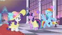 Rainbow Dash busting the moves.