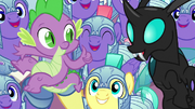 Royal guards cheer for Spike and Thorax S6E16