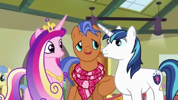 Spearhead przy Shiningu i Cadance