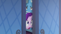 Starlight and Trixie shocked to see Queen Chrysalis S6E25