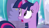 Twilight Sparkle "hold her still!" S6E1