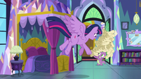 Twilight Sparkle hovers over to Spike MLPBGE