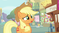 Applejack looking S3E07