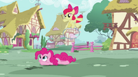 Pinkie Pie Walk 3 S2E6