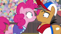 Pinkie Pie and Quibble nose-to-nose S9E6