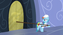 Rainbow tries to pull the leash away S5E5