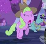 Daisy in Nightmare Night costume S02E04