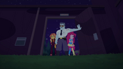 Guard kicking Sunset and Pinkie out EGSBP