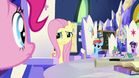 Pinkie's friends all look skeptically at her S9E4