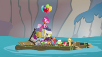 Pinkie Pie floats onto raft S4E09