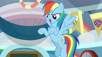 Rainbow Dash telling a story S8E12