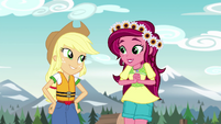 Gloriosa Daisy loves Applejack's idea EG4