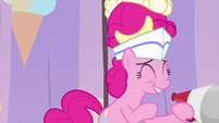 Pinkie laughing at her own play on words MLPS5