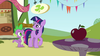 Twilight 'This spell's a toughie' S3E3