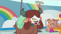 Yona notices Rainbow Dash leaving S9E15