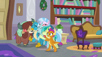 Young Six sharing a group hug S8E16