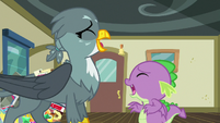 Gabby and Spike laughing together S9E19