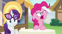 Pinkie Pie snapping at Starlight Glimmer S6E21