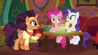 Saffron Masala asking for Rarity's order S6E12