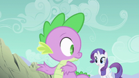 Spike protecting Rarity.