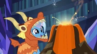 Trixie making special effects for Dragon Pit S7E24.png (862 KB)