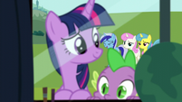 Minuette laughs S5E12