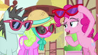 Pinkie Pie addresses Neon Lights and Daisy MLPS5