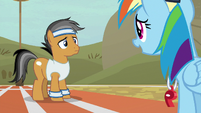 Rainbow Dash helping out Quibble Pants S9E6