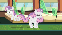 Sweetie Belle bumps her younger self aside S9E22