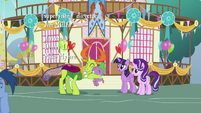 Thorax hugging Spike with gratitude S7E15