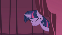 Twilight starts the show S1E20