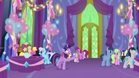 Discord vanishes away from Twilight again S7E1