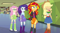 Fluttershy, Rarity, Sunset, and AJ in the hallway EG2
