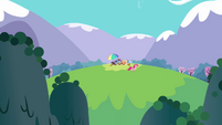 Main ponies having a picnic S3E7