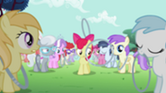 201px-S2E06 Hoop bouncing past Apple Bloom