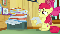 Apple Bloom looking at CMC client file S7E6