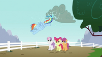 Rainbow Dash kicking cloud S2E23