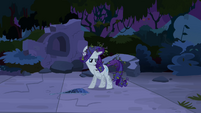 Rarity with leaves and twigs in her mane S4E03