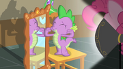 Spike admiring himself in a mirror S1E25