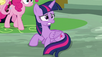 Twilight fails to save Apple Bloom S9E2