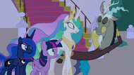 Discord appears before the princesses S9E17